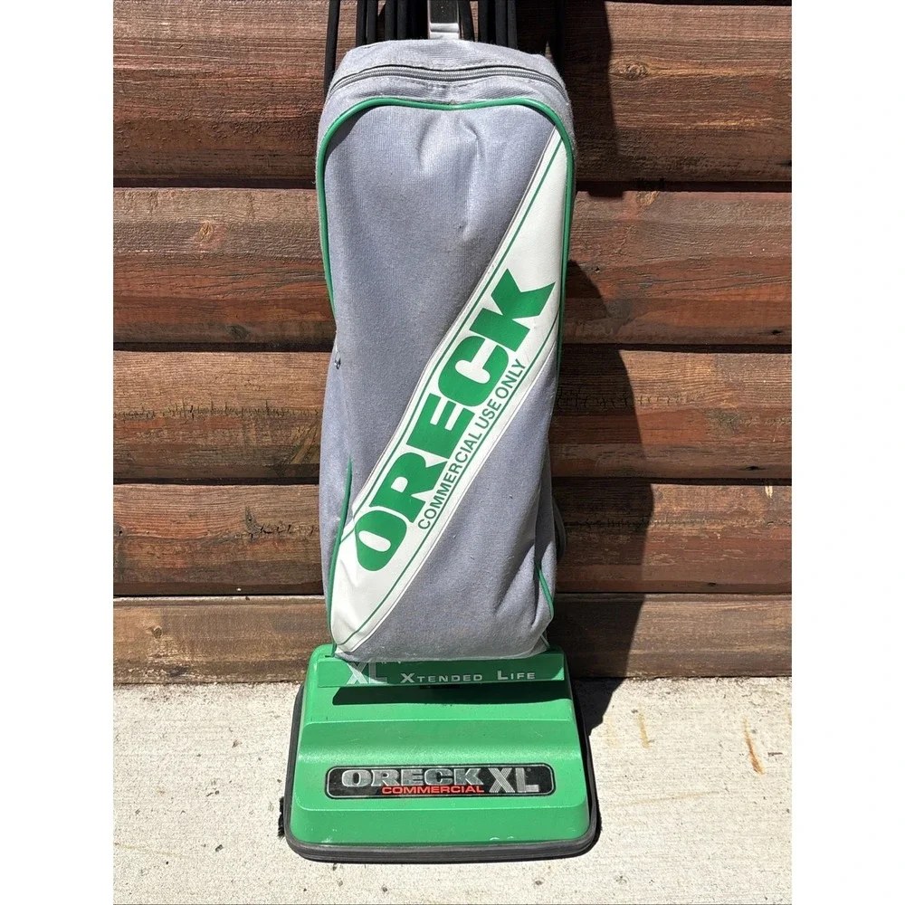 ORECK XL GREEN  VACUUM CLEANER  Commercial Oreck Vacuum Model 9300C  Tested